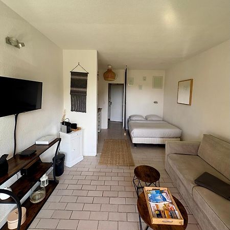 Sejour Au Port Apartamento Hyères Exterior foto