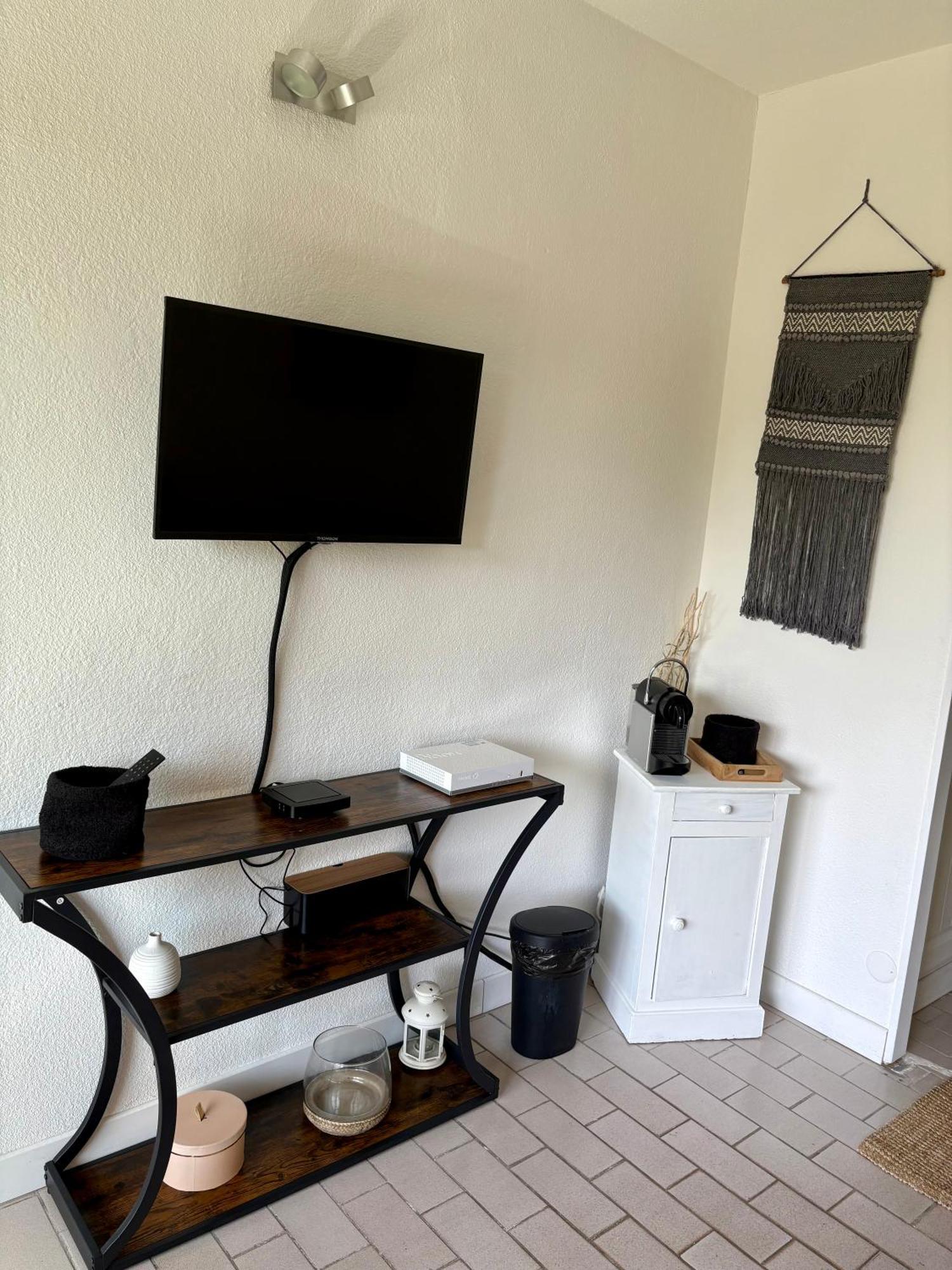 Sejour Au Port Apartamento Hyères Exterior foto