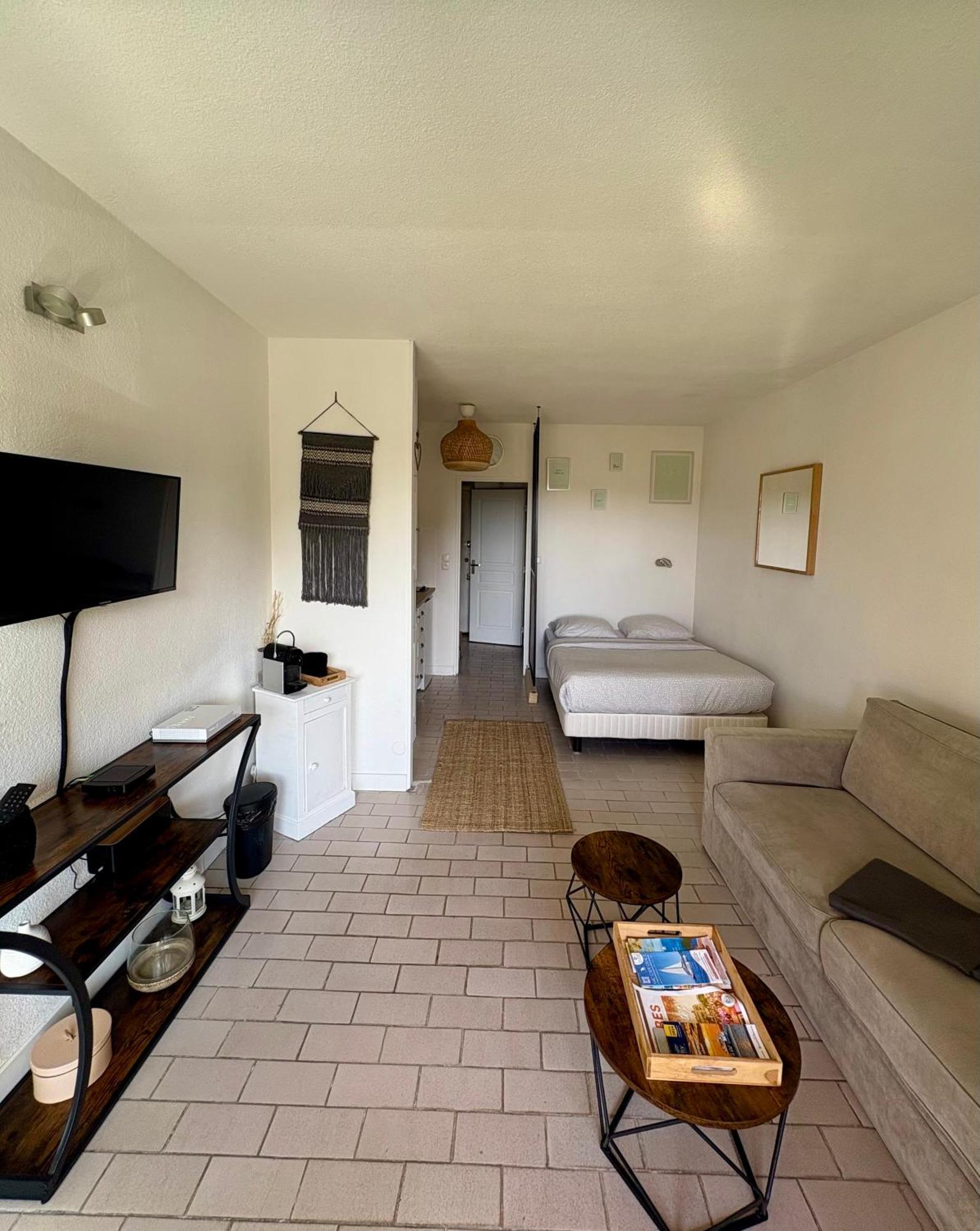 Sejour Au Port Apartamento Hyères Exterior foto